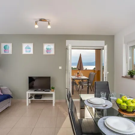 Sbay Apartment *