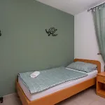 Sbay * Omišalj