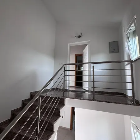 Sbay * Omišalj